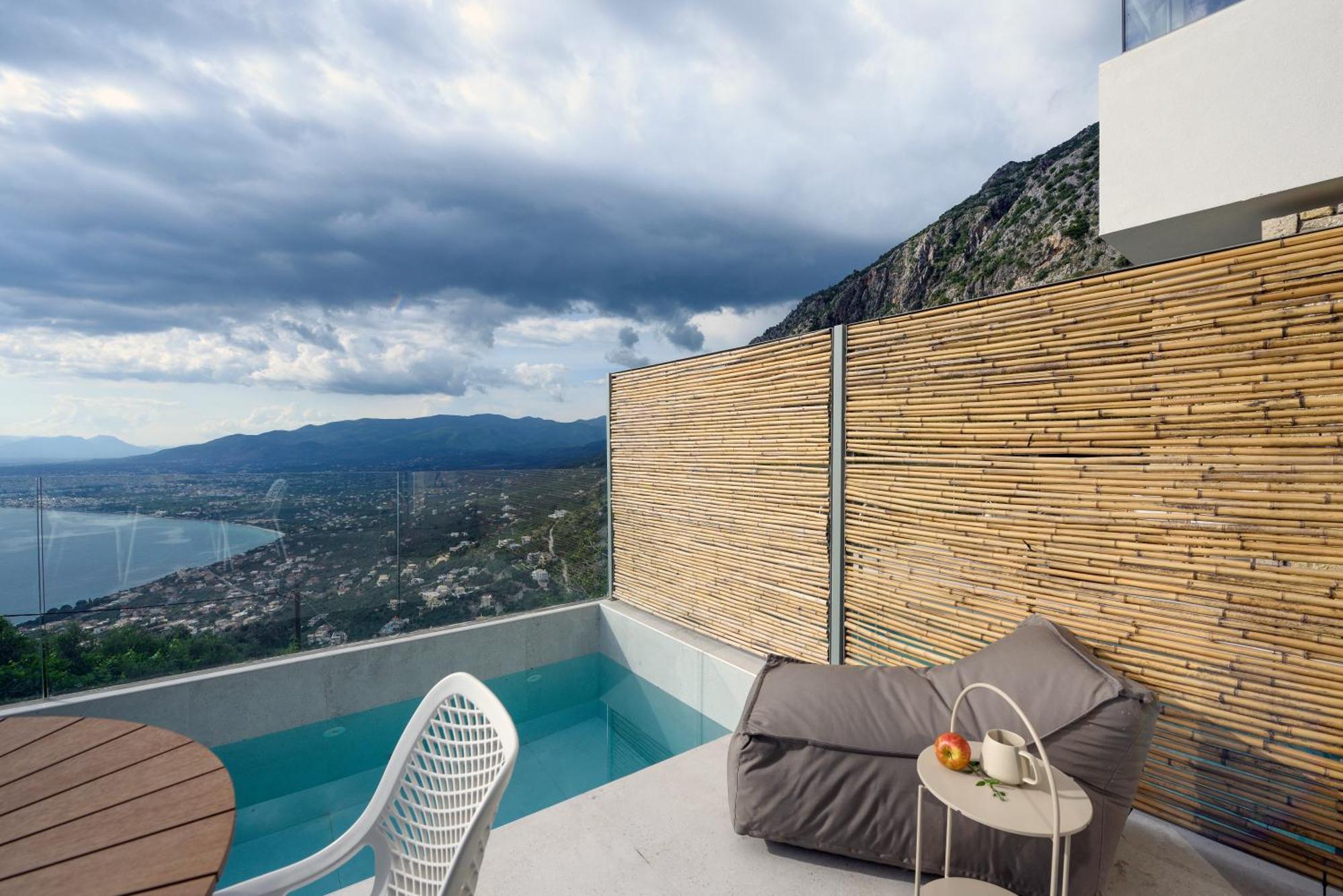 Lithos Retreat 2 Apartment Kalamata Ngoại thất bức ảnh