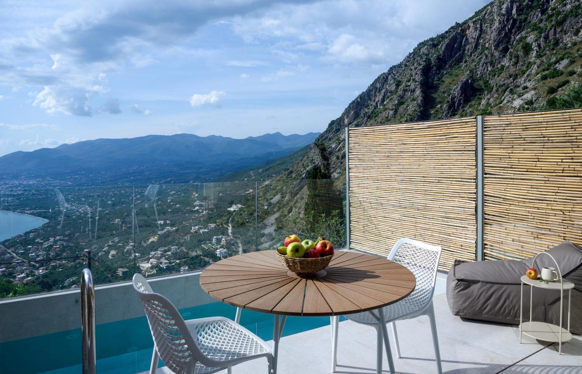 Lithos Retreat 2 Apartment Kalamata Ngoại thất bức ảnh